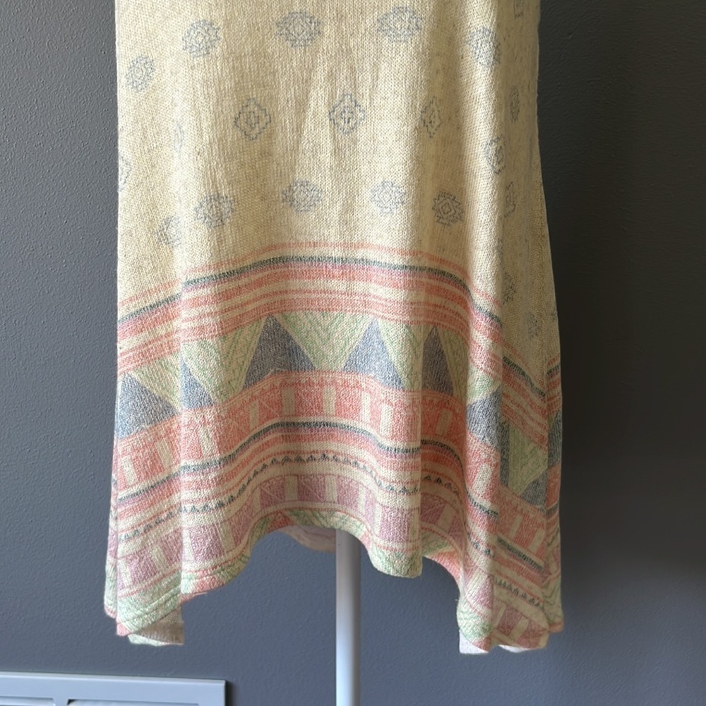 Blu Pepper Knit Racerback Patterned Tank Top - Picture 3 of 8